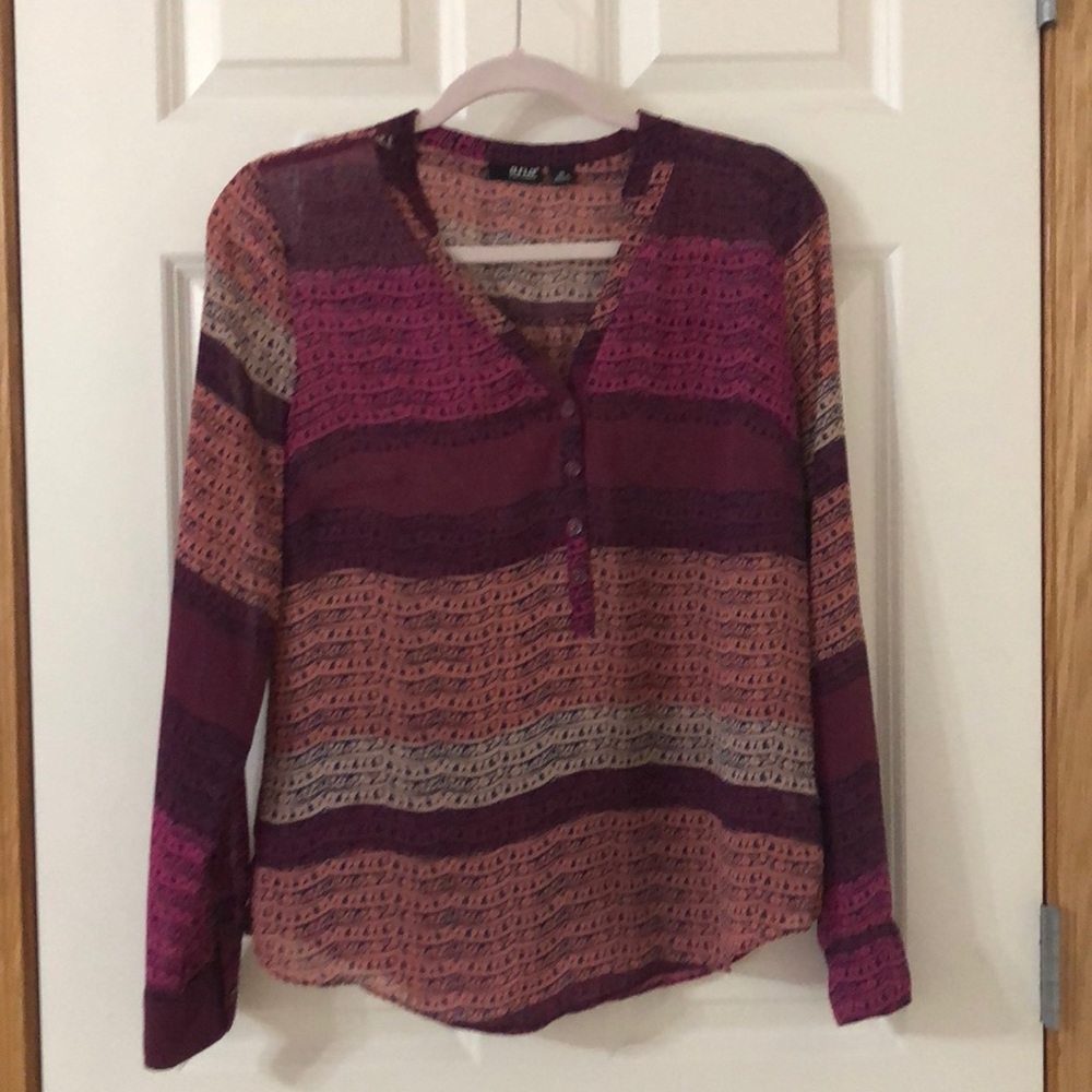 Cute blouse